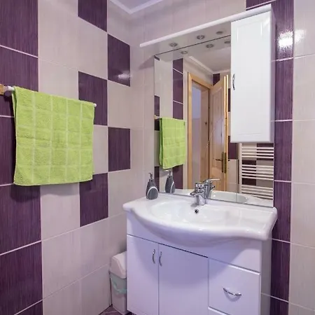 Hiska Henrik Zalokar Apartment